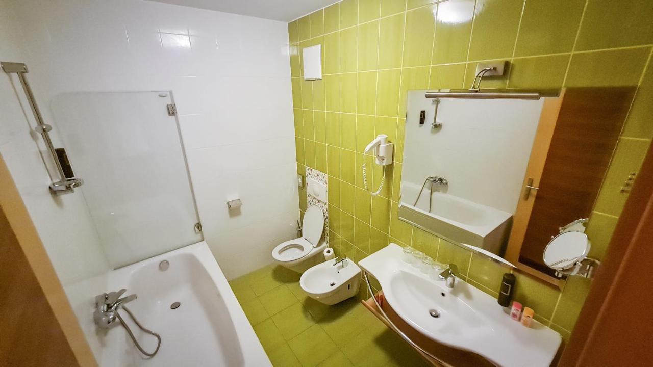 Luxury Apartments Prezin Hočko Pohorje Exterior foto